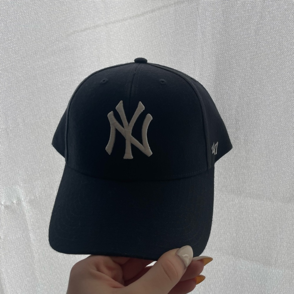 Navy Blue Yankees Snapback Hat